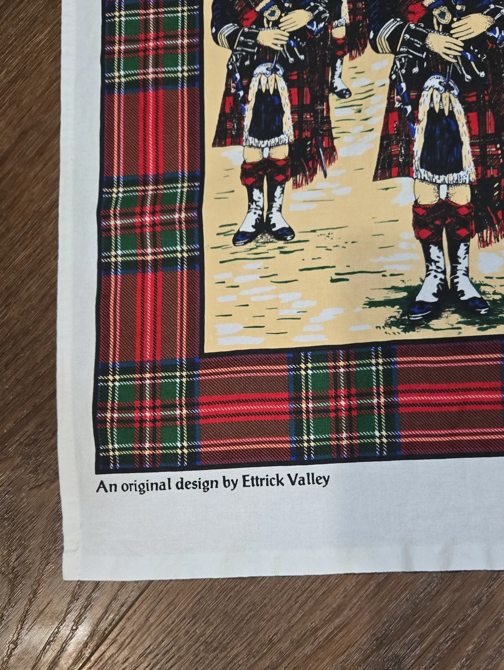 EDINBIRGH SCOTTISH TEA TOWEL.. #8169